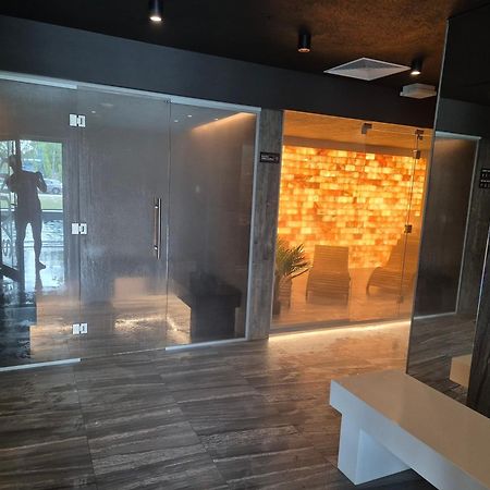 Apartamenty Kasprowicza 20A Klimatyzacja Basen Fintess Sauny Parking Bawialnia Zmywarkataras Wysoki Standard W Pelni Wyposazony Kołobrzeg Eksteriør billede